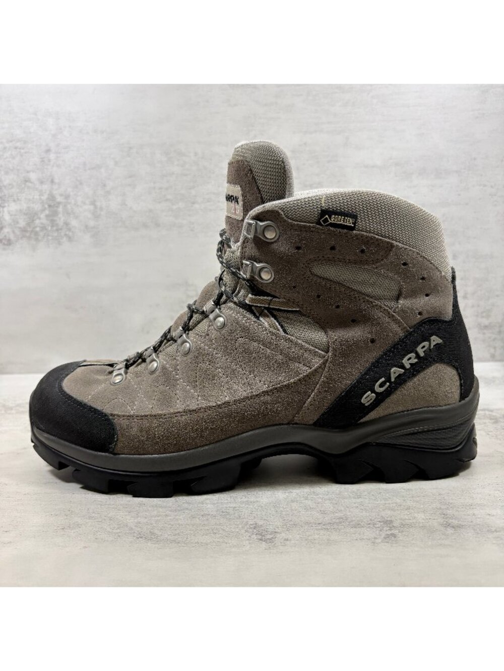 Scarpa Kailish GTX Gore-tex Hiking Boots - Men's Size 10 - Gray Tan